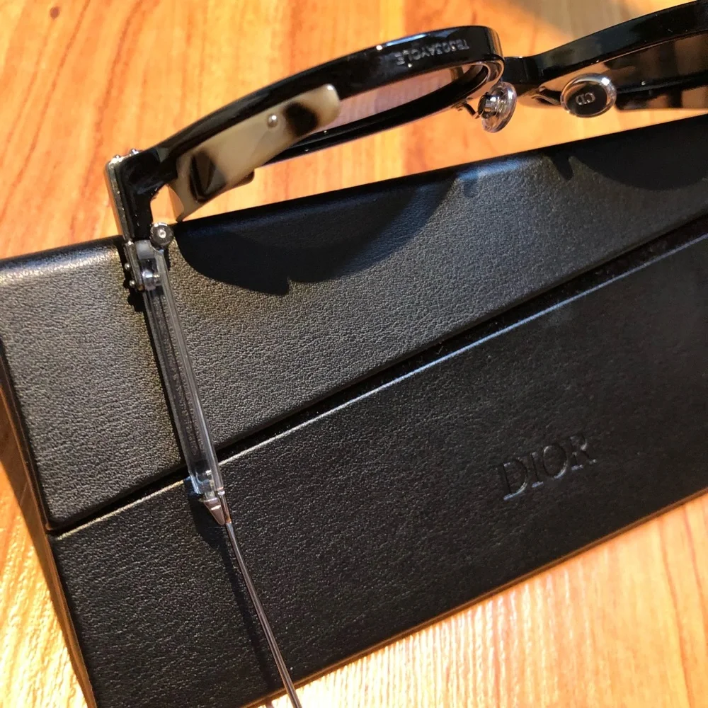 New Dior sunglasses - Picture 5 of 7